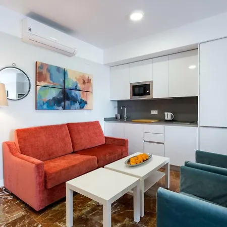 Rg Florida Muralla Alcazar Apartment